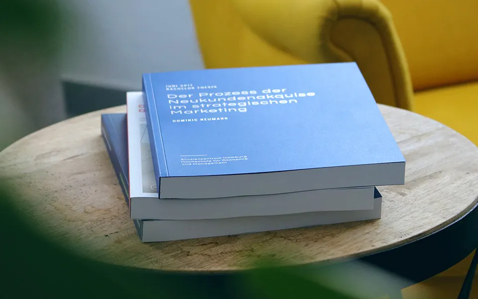 Softcover Design — gebundene Arbeit, Beispiel 2