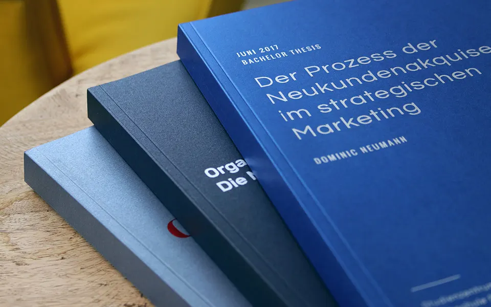 Softcover Retro — gebundene Arbeit, Beispiel 5